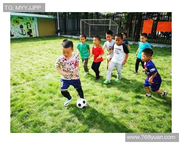 足球登讲台:用激情与智慧传递足球文化的魅力与价值